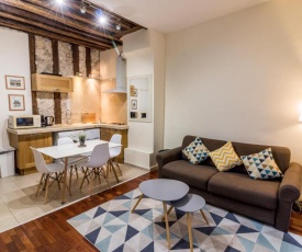 New chic flat : Le Marais - Place des Vosges
