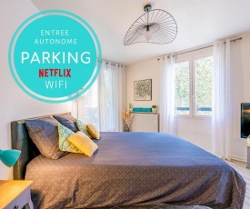 Le LAGON BLEU - Parking - Netflix