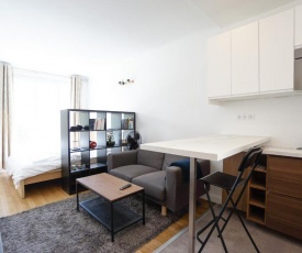 Nice apt at 10 minutes from the quays of the Seine