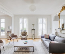 GuestReady - Beautiful apartment for 6 near Eiffel Tower!