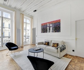 Pick A Flat's Apartment in Louvre - Croix des Petits Champs