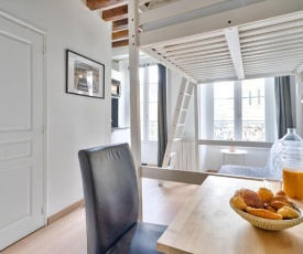 Pretty Mezzanine Studio in the Heart of Paris (2F)