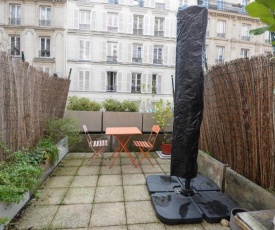 Pretty studio with terrace near Sacré-Coeur