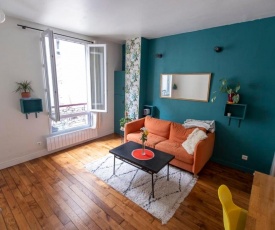 SUPERB apartment in PARIS near Buttes-Chaumont