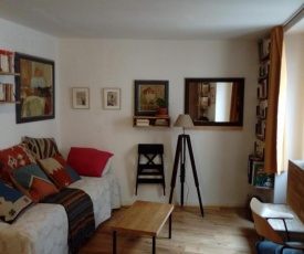 Superb cozy studio near MONTMARTRE and PIGALLE
