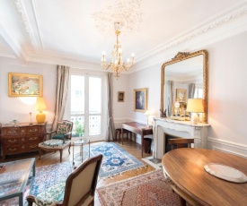 Veeve - French-style Allure in Saint-Germain des Prés