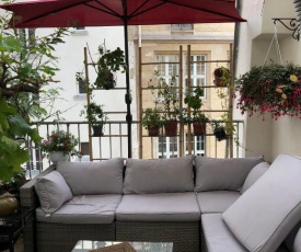 Apartment with terrace in Paris center - MONTORGUEIL district