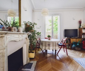 Beautiful apartment in Montmartre