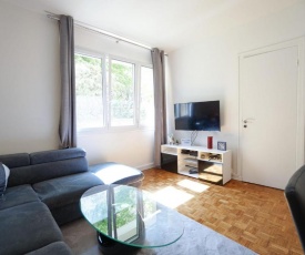 BEAUTIFUL apartment in the HEART of Paris