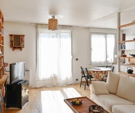 Calm flat with terrace at the heart of the trendiest districts - Welkeys