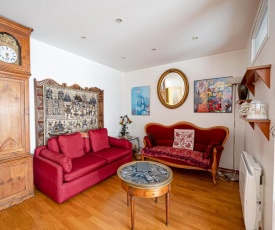 Charming apartment close to the BUTTES CHAUMONT