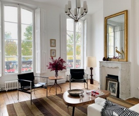 Luxury apartment on the Seine, Best view of Notre-Dame