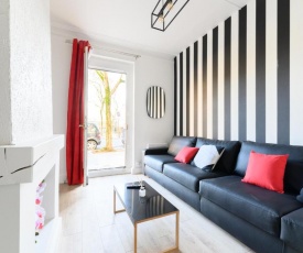 Daumier - New 2 Bdrs Flat near la Seine