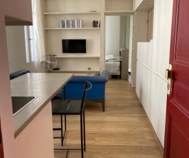 Delightful 1BR next to the Eiffel Tower